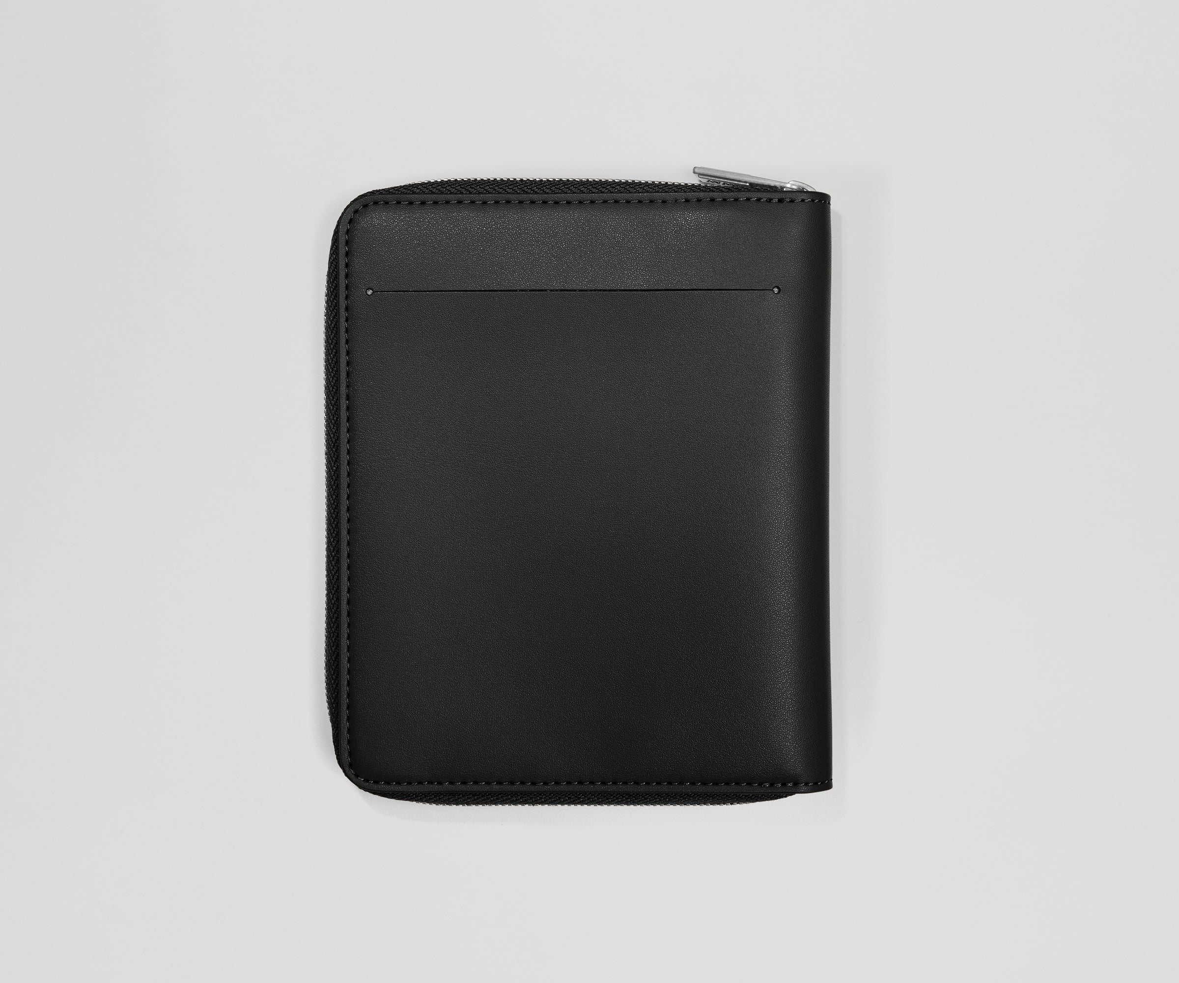 PDP_Holiday_TravelWallet_Black_02.jpg