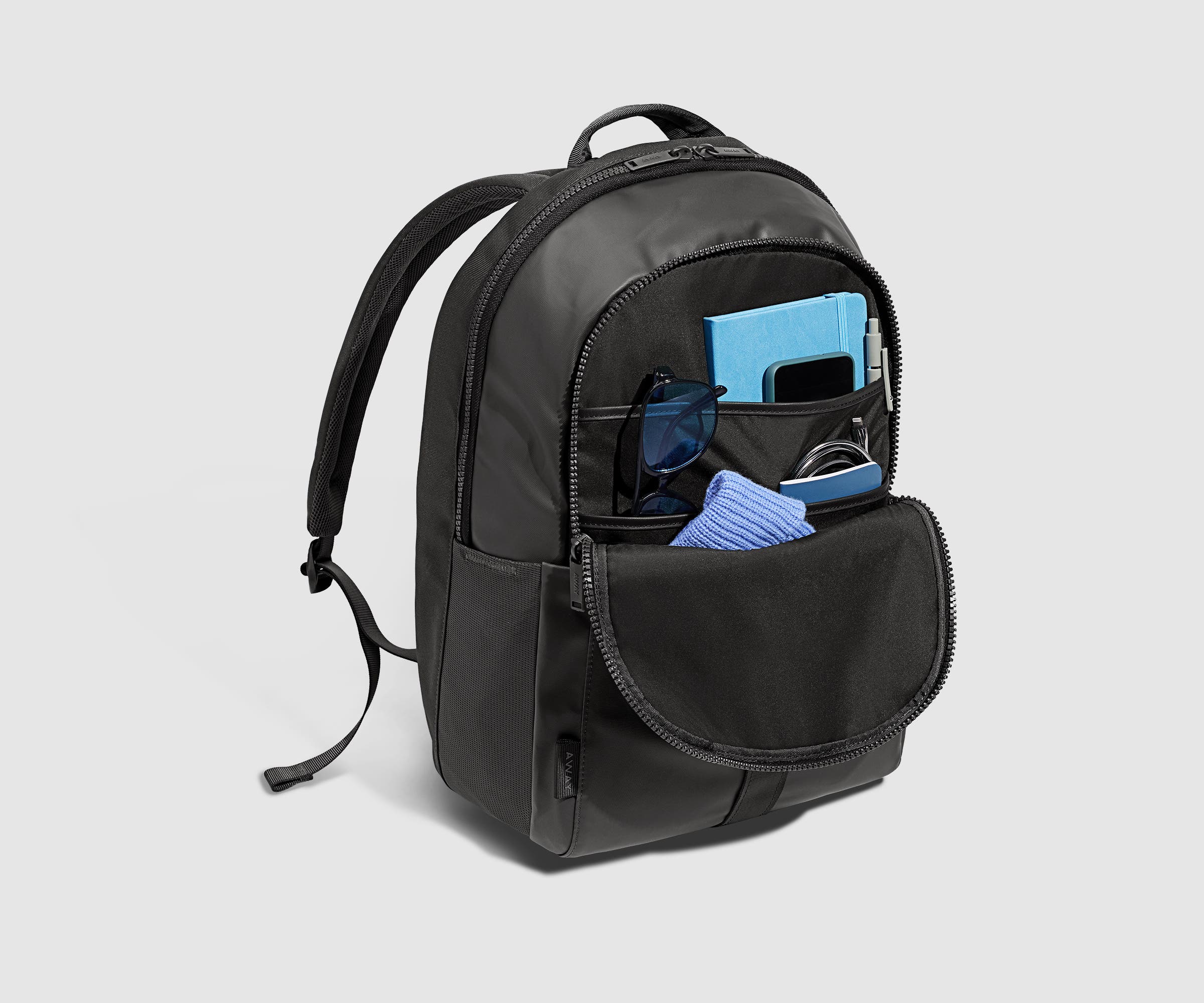 PDP_OutdoorBackpack26L_Black_FrontPocket_99538cc9-1776-4500-8f8a-3e451fdbd093.jpg